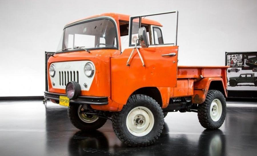  Jeep FC 150 Concept 2016 года  (фото 3 из 10)